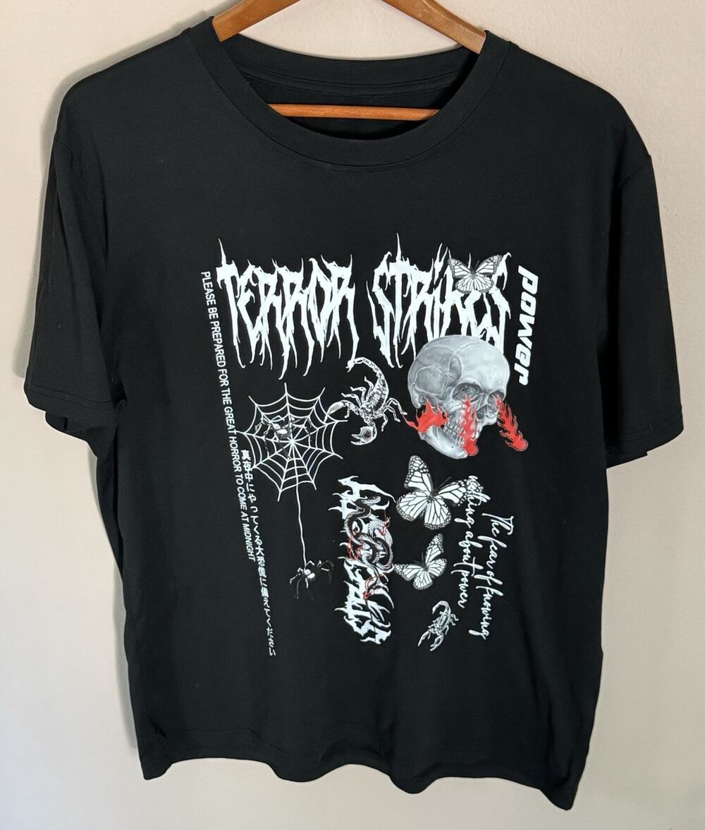 Terror Strikes Grunge Punk Skull & Letter Graphic Tee Romwe T-Shirt L